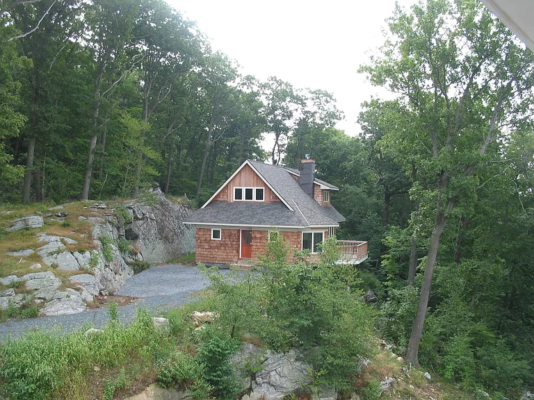 25 Denning Hl #A — Photo 12