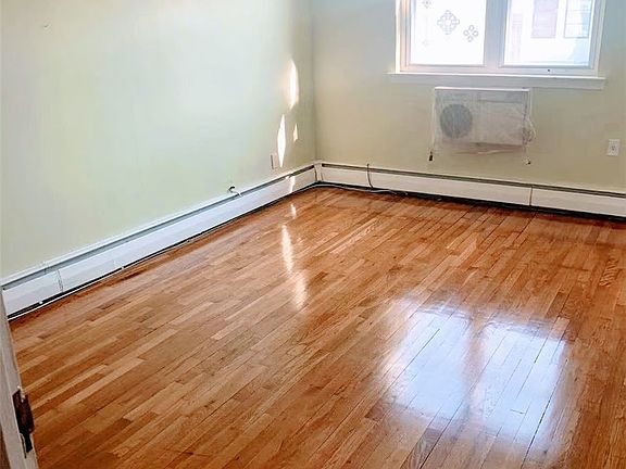 5th image of 66-77 73rd Pl Floor 2