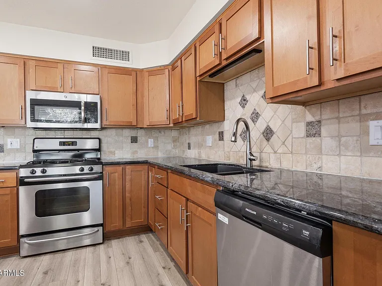 2219 N 74th Pl — Photo 13