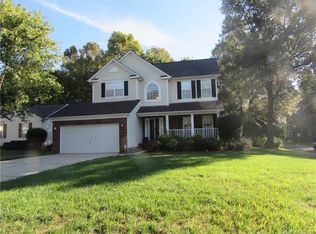 8941 Steelechase Dr, Charlotte, NC 28273