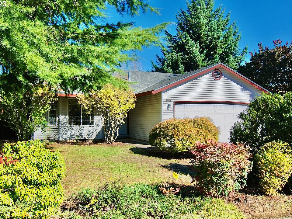 1st image of 15716 NE 32nd St
