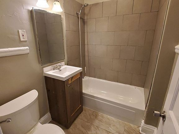 3rd image of 3228 N Achilles St #3228