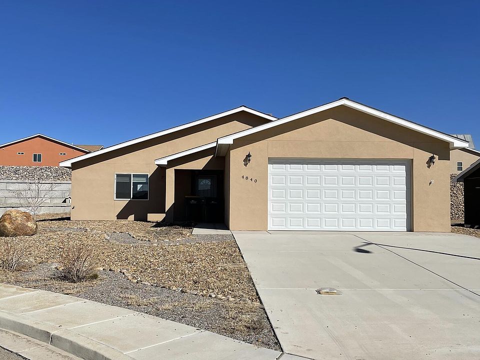 1st image of 4840 Skyhawk Dr