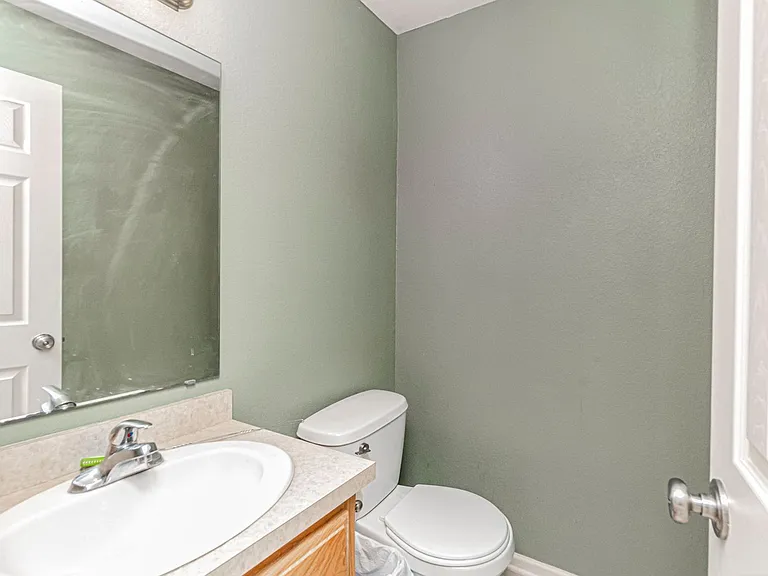 2615 Kathie Dr — Photo 6