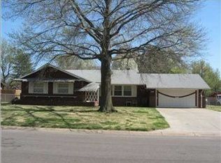 9635 W 3rd St N, Wichita, KS 67212