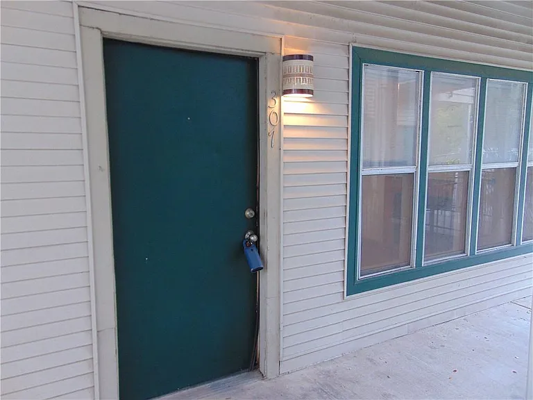 3115 Tom Green St #307 — Photo 5
