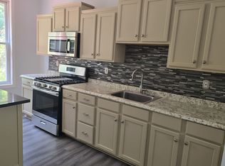 2554 Druid Park Dr, Baltimore, MD 21215