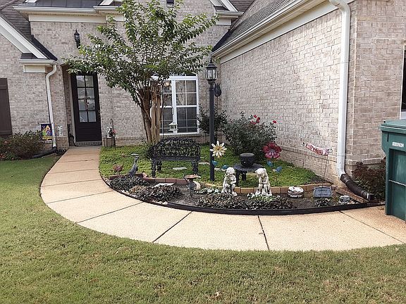 3rd image of 3105 Roseleigh Dr