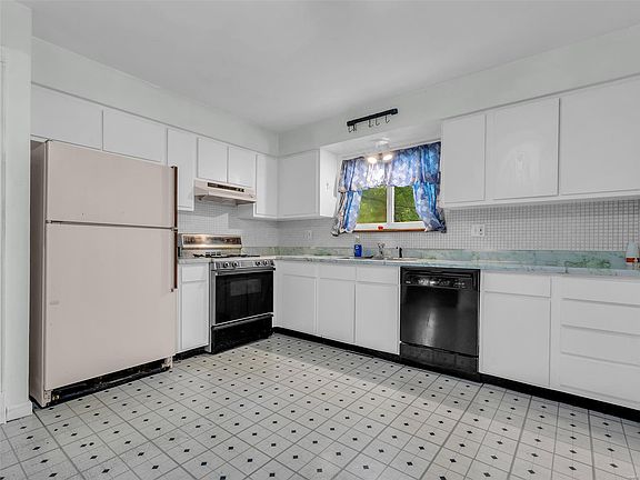 4th image of 12012 Rosevalley Ln