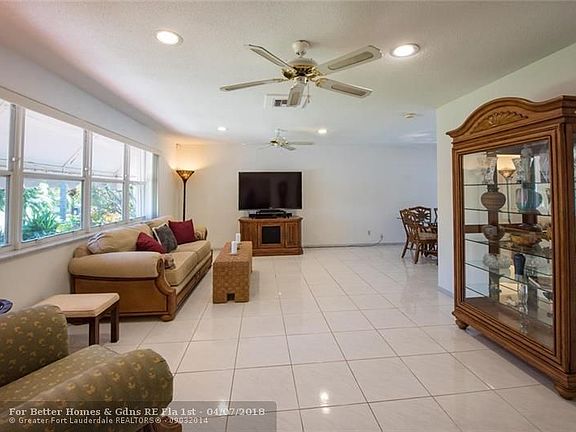 5th image of 3321 NE 17th Way