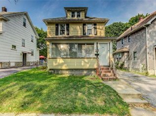 38 Delamaine Dr, Rochester, NY 14621