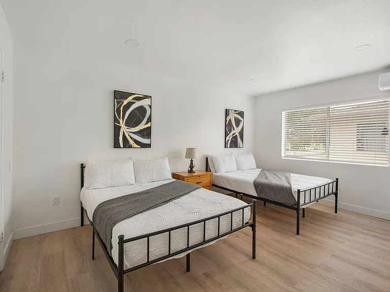 3720 S Marine St #4 — Photo 16