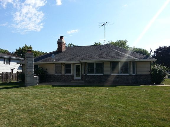 2nd image of 12950 Hadfield Dr