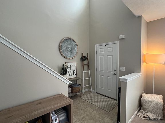 5th image of 862 Ellery Dr