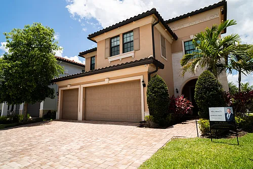 8665 E Baypoint Cir Photo 1