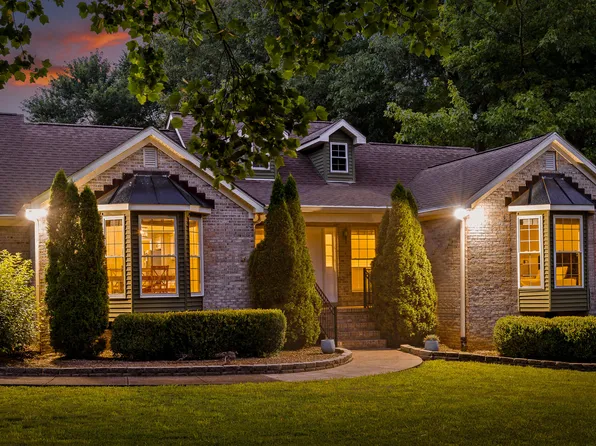 7713 Diamondhead Dr, Ooltewah, TN 37363