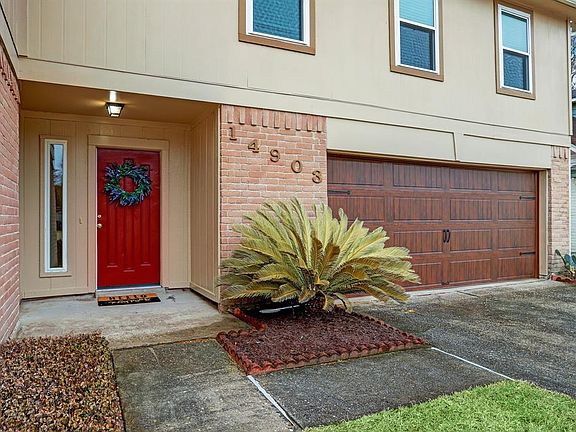 2nd image of 14903 Oak Pines Dr