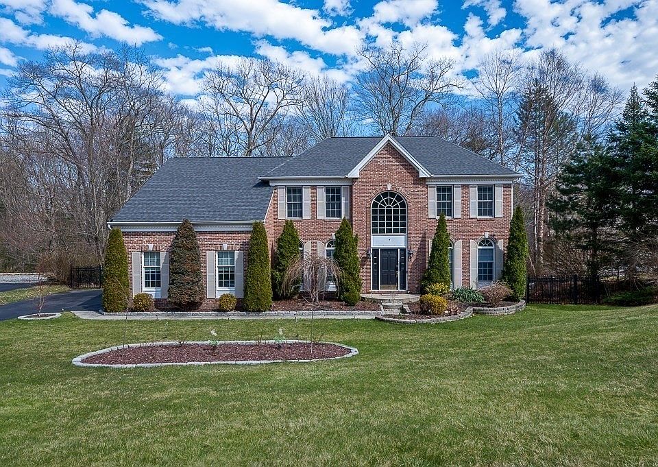 1st image of 7 Appaloosa Dr