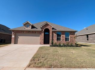 1316 Bristol Way, Granbury, TX 76048