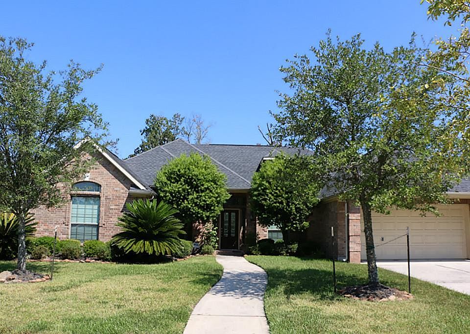 1st image of 15918 Cedar Shores Ln