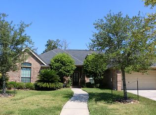 15918 Cedar Shores Ln, Houston, TX 77044