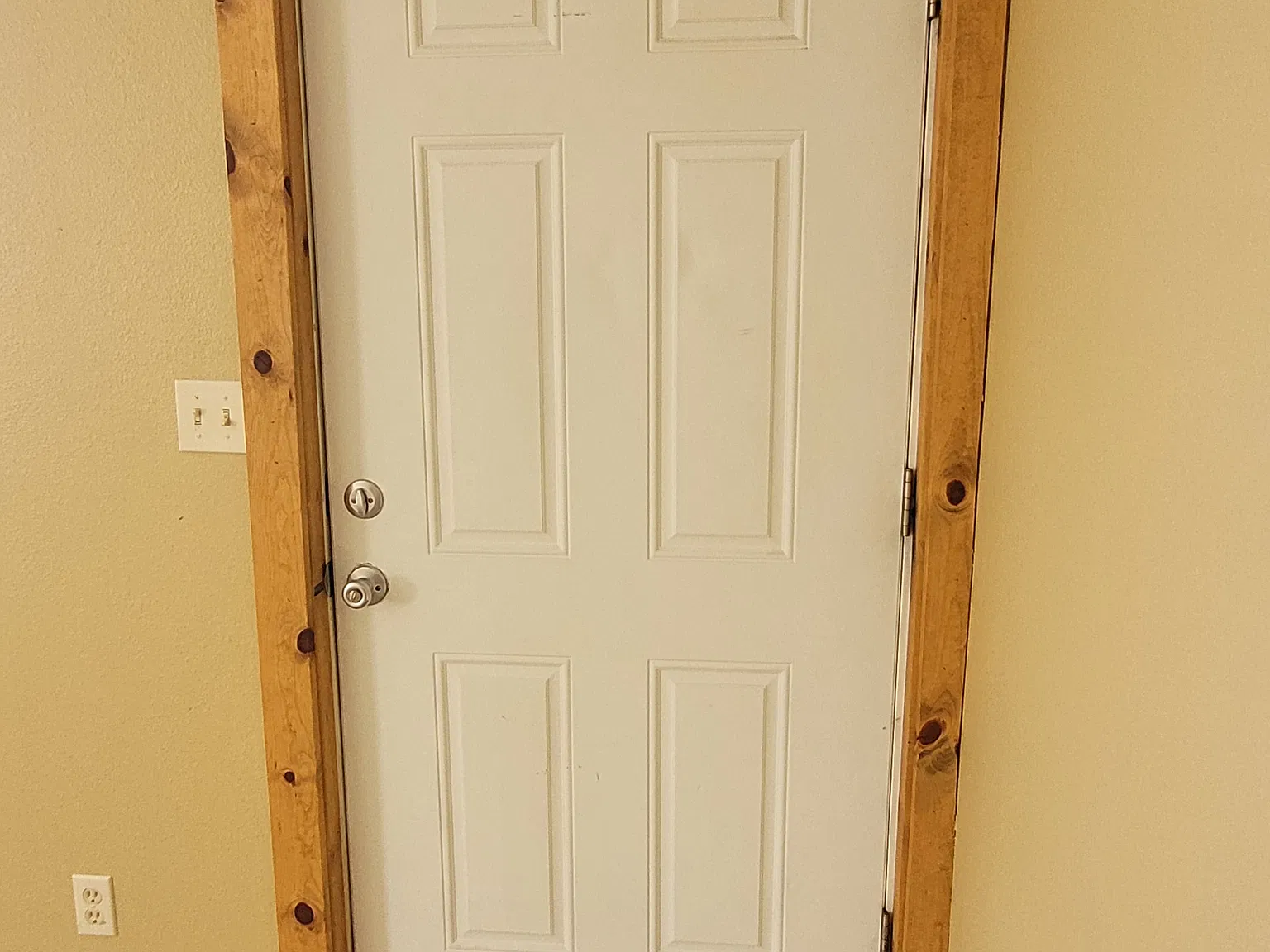 2 bed, $1,600 — Photo 2