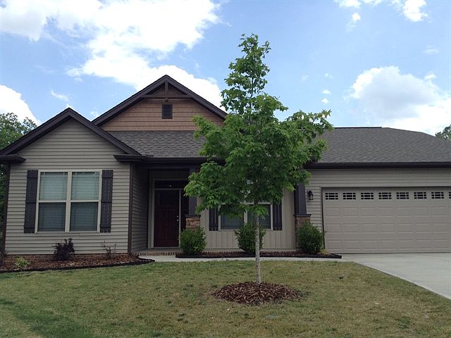 1st image of 19 Alderwood Ct