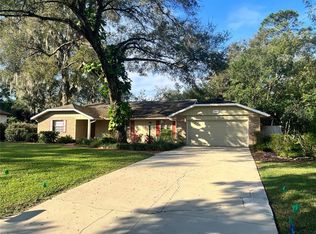 860 N Kansas Ave, Deland, FL 32724