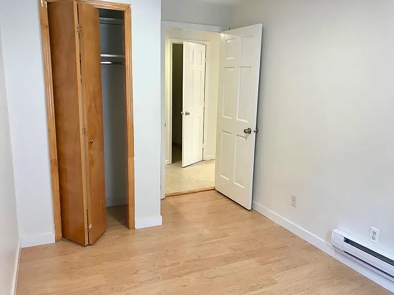 9 Pell St #3A — Photo 10