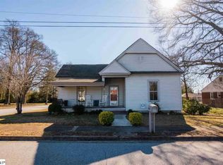 107 Hubert St, Greer, SC 29650