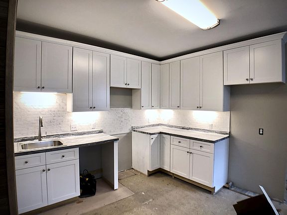 3rd image of 215 Center St #1