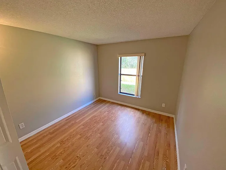 3112 Erskine Dr — Photo 8