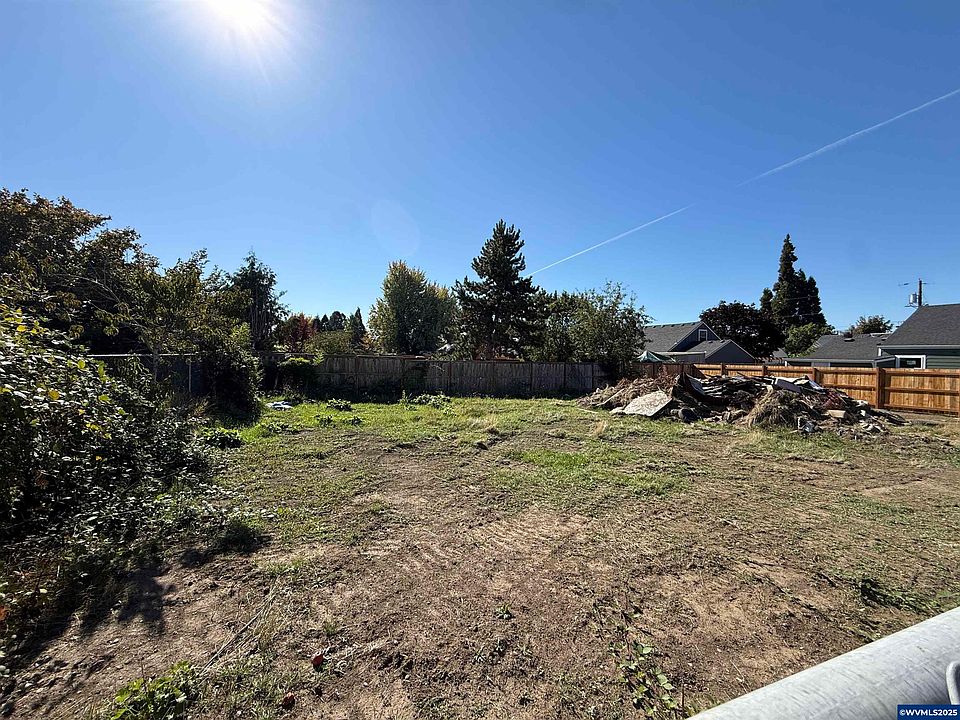 1st image of June Ave NE