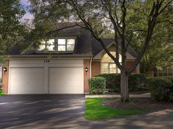 128 Harvard Ct, Glenview, IL 60026