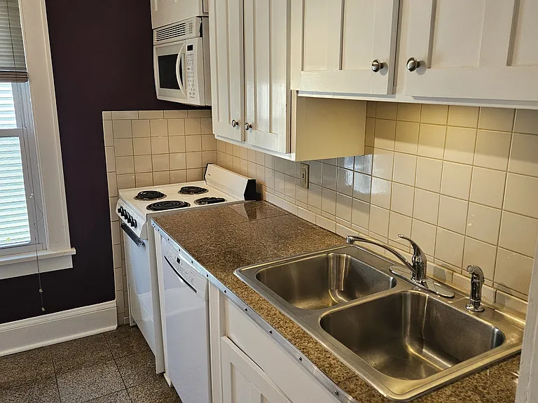 3231 Ulysses St NE #2 — Photo 11