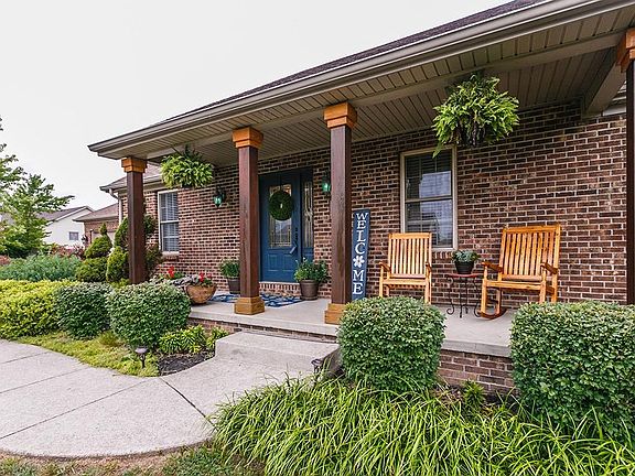 2nd image of 254 Bonnie Dr