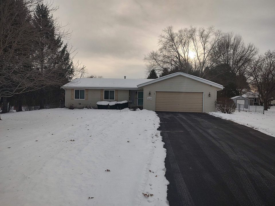 1st image of 1128 Royal Aberdeen Dr