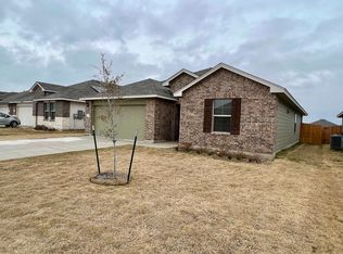 560 Taggart Trl, Jarrell, TX 76537