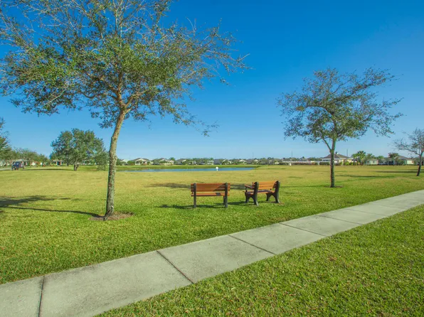 1450 Caddy Court, Vero Beach, FL 32966