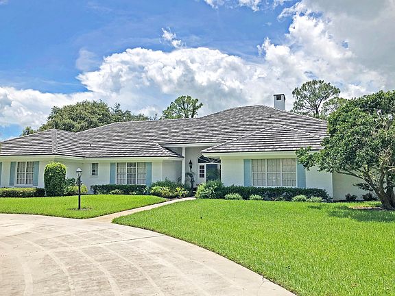 2nd image of 7685 Wexford Way