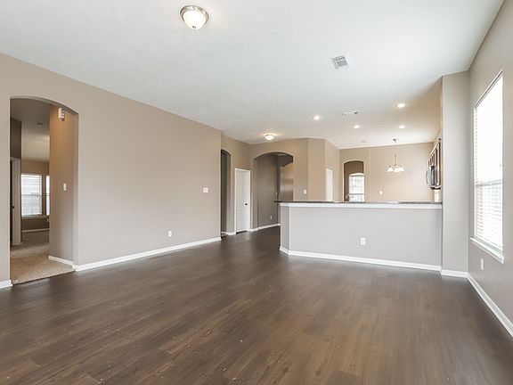 4th image of 18827 Magnolia Arbor Ln