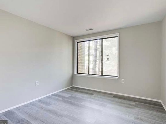3rd image of 13207 Chalet Pl APT 203