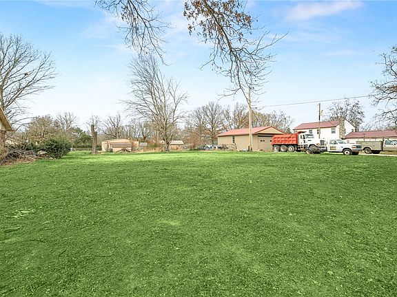 4th image of 11680 Amy Ave