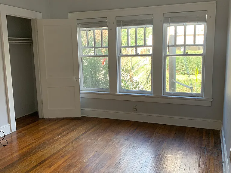 447 N Highland Ave NE #19 — Photo 4
