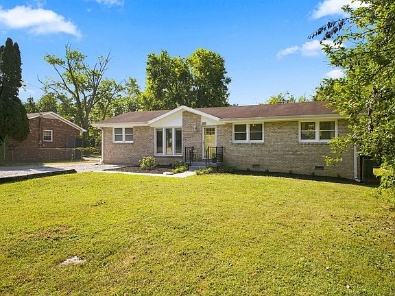 2nd image of 217 Oak Dr