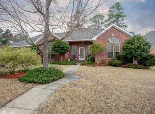 65 Bouresse Dr, Little Rock, AR 72223