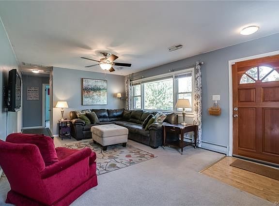 3rd image of 312 Penley Ave