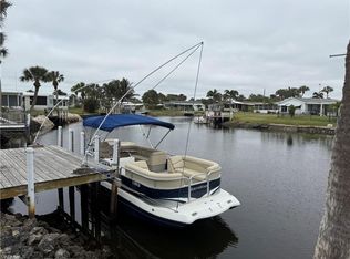 19 Aquamarine Ave #19-Q, Naples, FL 34114