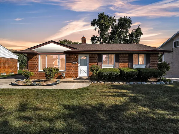 29734 Lamar Ln, Livonia, MI 48152