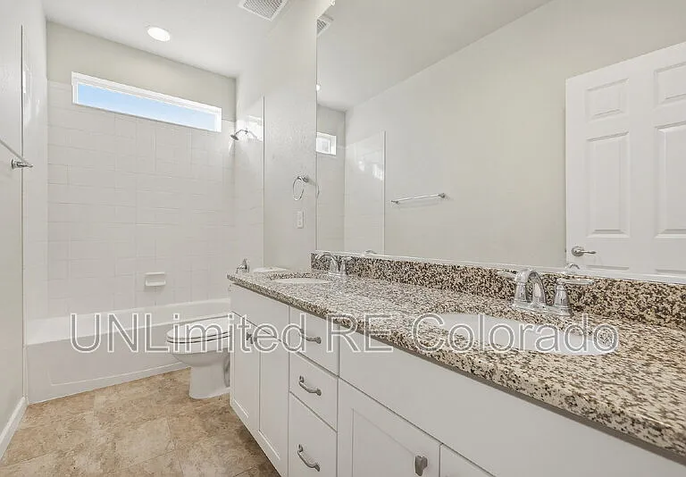10356 Helsinki St — Photo 14